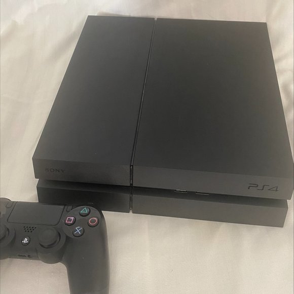 PlayStation 4 Console 1215a, Seagate 1TB SSHD - Picture 2 of 2